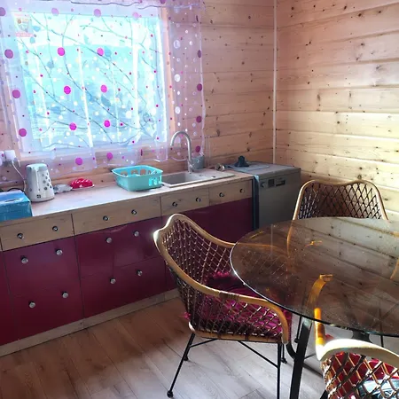Salina Apartment Krzyzowa